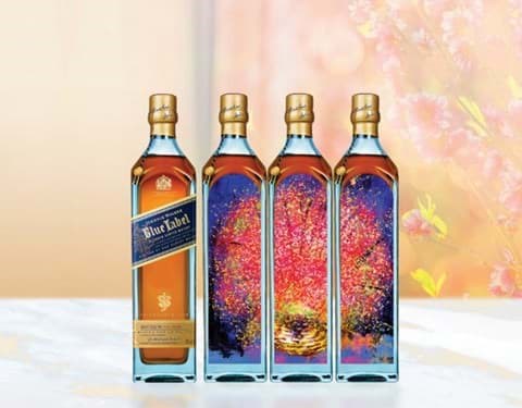 Johnnie Walker Blue in hoa dao Johnnie Walker Blue in hoa dao
