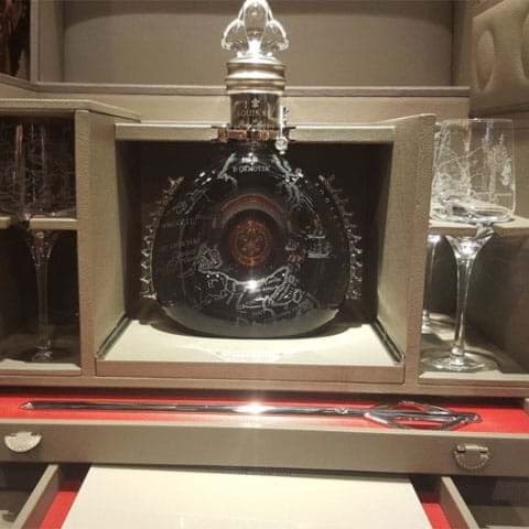 Louis XIII - Huyền thoại của một thương hiệu Cognac Louis XIII - Huyền thoại của một thương hiệu Cognac