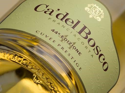 Khám phá dòng rượu vang sủi Franciacorta Khám phá dòng rượu vang sủi Franciacorta