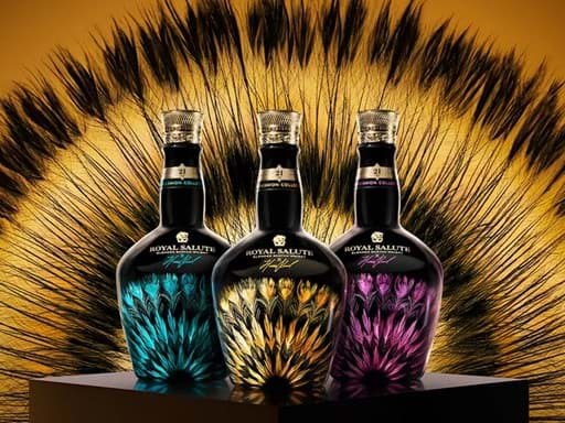 Royal Salute 21 Years Old Harris Reed Edition được phát hành  Royal Salute 21 Years Old Harris Reed Edition được phát hành