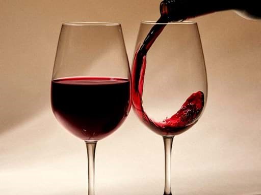 Những loại ly dành cho vang đỏ  Những loại ly dành cho vang đỏ