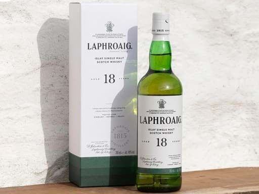 Laphroaig 18 Year Old được phát hành trở lại Laphroaig 18 Year Old được phát hành trở lại