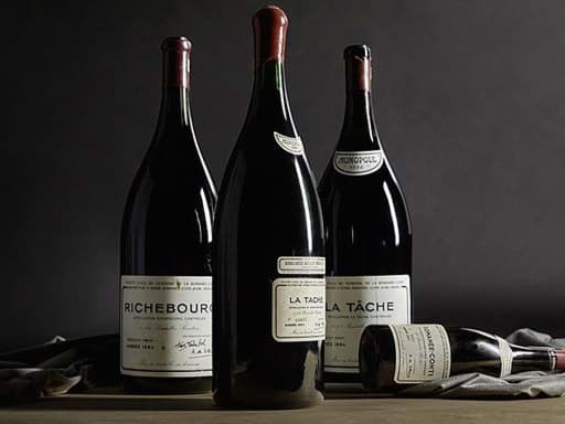 Domaine de la Romanee-Conti La Tache 1972 được bán với giá 150.000 USD Domaine de la Romanee-Conti La Tache 1972 được bán với giá 150.000 USD