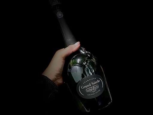Top 10 World Wine 2023 Top 10 World Wine 2023
