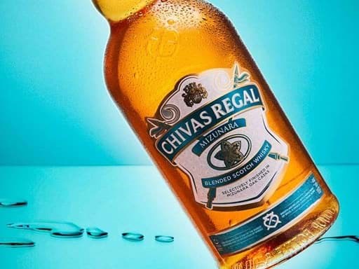 Tại sao thùng gỗ sồi Mizunara lại hiếm và đắt đến thế?  Tại sao thùng gỗ sồi Mizunara lại hiếm và đắt đến thế?
