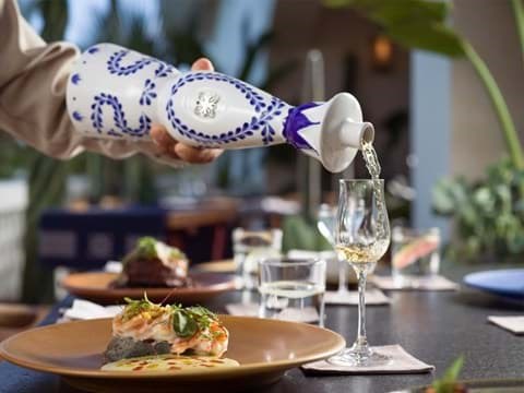 Clase Azul Reposado tequila sứ Clase Azul Reposado tequila sứ