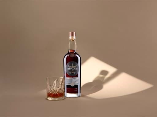 Glengoyne Russell Family Cask 38 năm được phát hành  Glengoyne Russell Family Cask 38 năm được phát hành