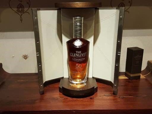 Glenlivet 1964 50 Year Old Winchester Collection   Glenlivet 1964 50 Year Old Winchester Collection