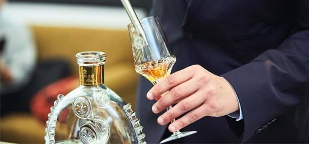 Hiển thị các sản phẩm trong danh mục Cognac Hình ảnh cho danh mục Cognac