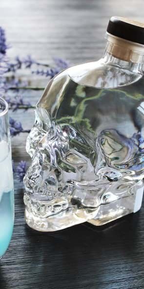 Hiển thị các sản phẩm trong danh mục Vodka Canada Hình ảnh cho danh mục Vodka Canada