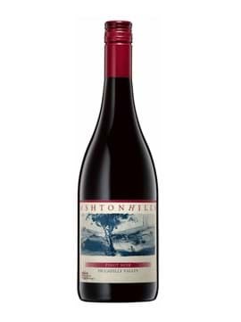 Ashton Hills Piccadilly Valley Pinot Noir - Adelaide Hills, Úc Ashton Hills Piccadilly Valley Pinot Noir - Adelaide Hills, Úc