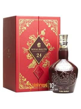 Chivas 24 Royal Salute 24 tet 2022 Chivas 24 Royal Salute 24 tet 2022