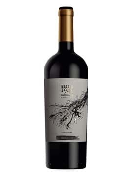 Clos de Luz Massal 1945 Carmenere Clos de Luz Massal 1945 Carmenere