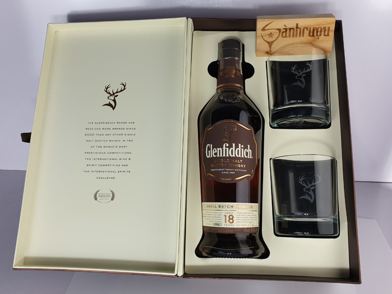 Glenfiddich 18 năm hộp quà 2019
