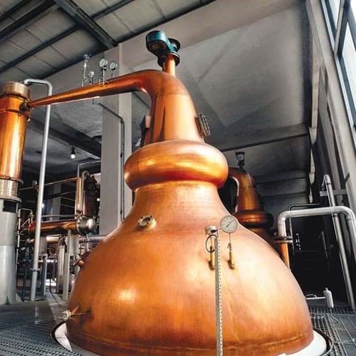 Khám phá phương pháp chưng cất rượu whisky từ Pot still 