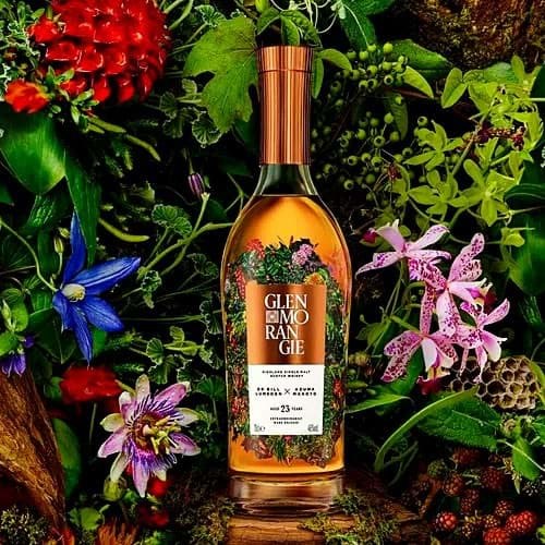 Glenmorangie Dr Bill Lumsden x Azuma Makoto 23 năm được phát hành