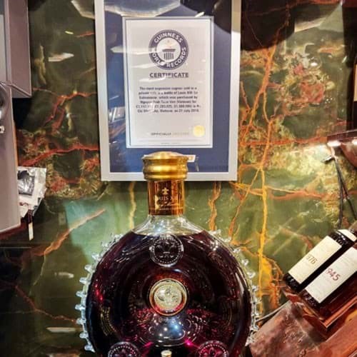 Chai Louis XIII: Le Salmanazar 9l độc nhất vô nhị