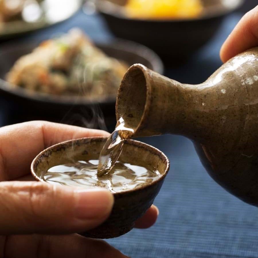 Sự khác nhau giữa hương vị rượu Sake đã lọc và chưa lọc (Nigori) là gì? 