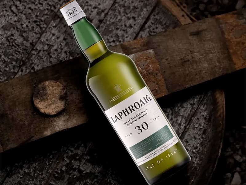 Laphroaig 30 Year Old 2024 Edition được phát hành Laphroaig 30 Year Old 2024 Edition được phát hành