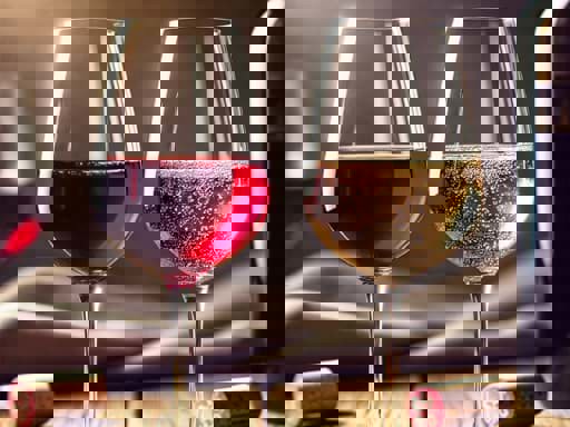 Sự khác nhau giữa rượu vang chưa lọc và đã lọc là gì? 