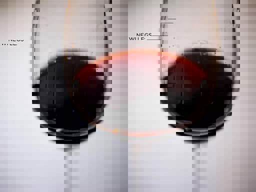 wine-legs-la-gi-trong-ruou-vang