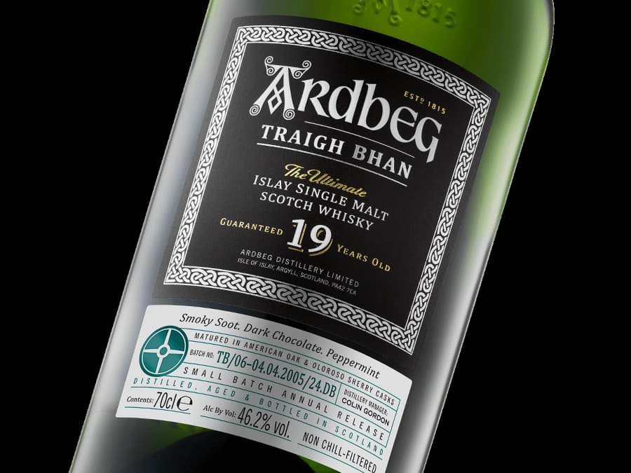 Ardbeg 19 Years Old Traigh Bhan Batch 6 được phát hành Ardbeg 19 Years Old Traigh Bhan Batch 6 được phát hành