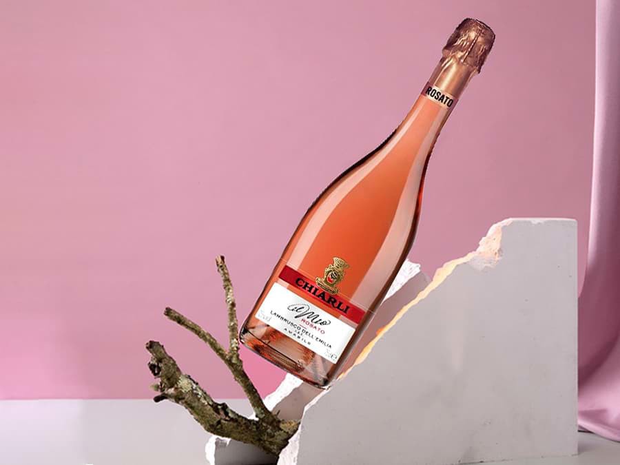 Tìm hiểu về dòng vang sủi Lambrusco Tìm hiểu về dòng vang sủi Lambrusco