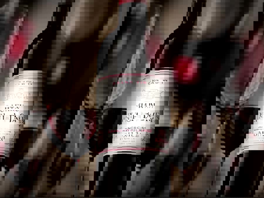 Thuật ngữ "Grand Vin" trên một số nhãn chai rượu vang có ý nghĩa gì? Thuật ngữ "Grand Vin" trên một số nhãn chai rượu vang có ý nghĩa gì?