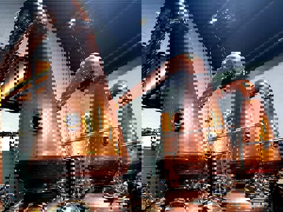 Lyne arm có quan trọng trong quá trình chưng cất rượu whisky từ Pot still không?