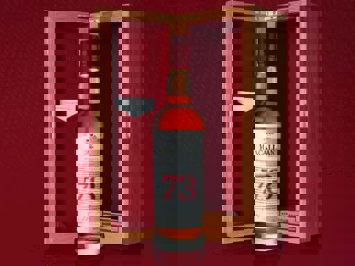 Macallan Red Collection 73 Years Old được phát hành 