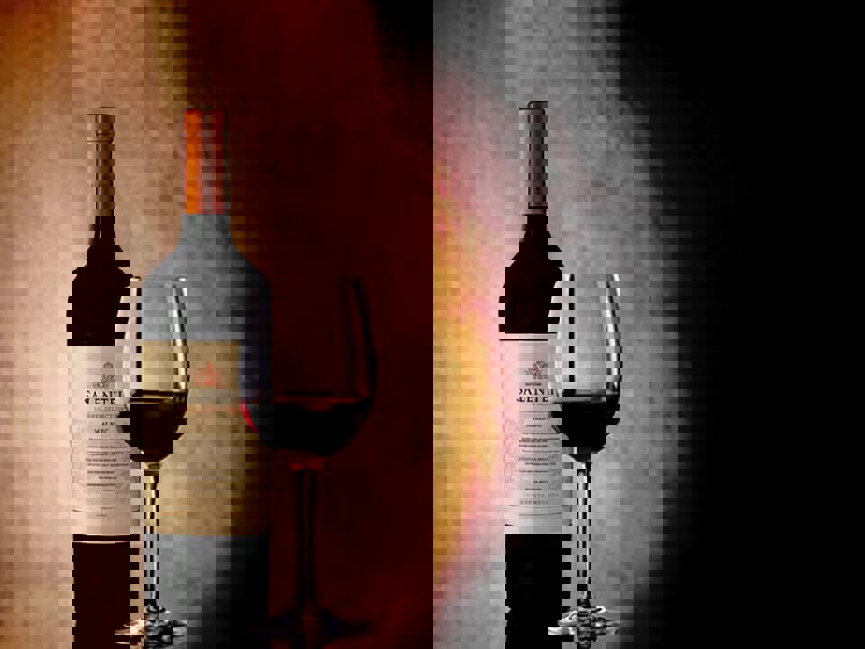 "Barrel select" trên nhãn chai rượu vang có ý nghĩa gì? 