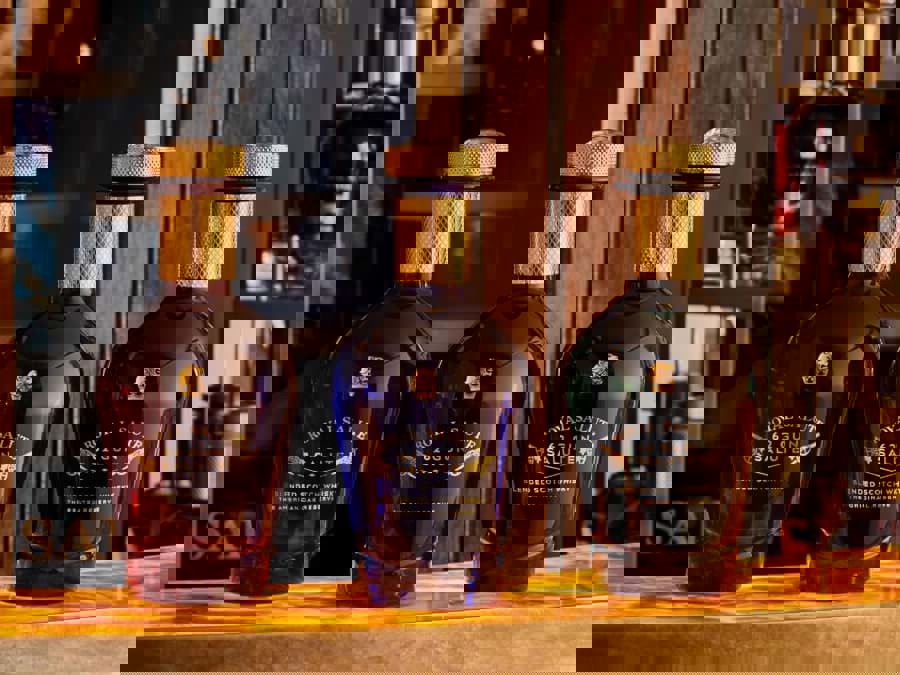 Royal Salute 62 Gun Salute Collection được phát hành Royal Salute 62 Gun Salute Collection được phát hành