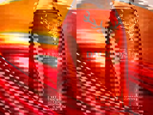 Dalmore 49 năm được bán với giá 117.400 USD tại cuộc đấu giá Sotheby's 