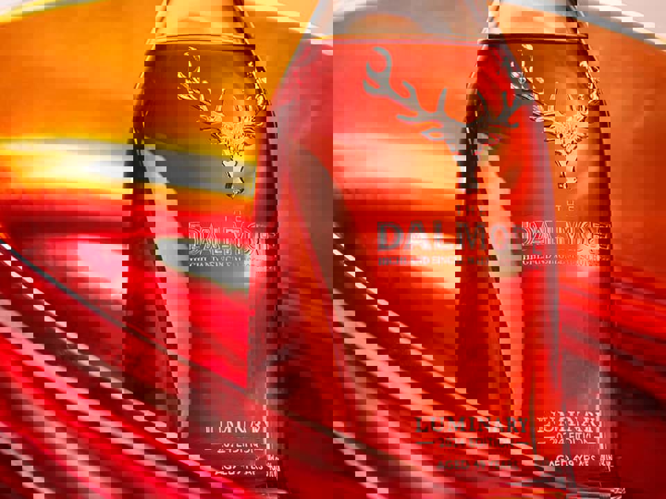 Dalmore 49 năm được bán với giá 117.400 USD tại cuộc đấu giá Sotheby's 