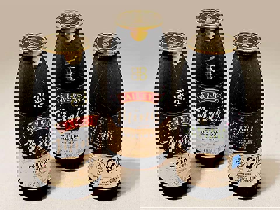 Bailey chuyển sang sử dụng chai giấy 