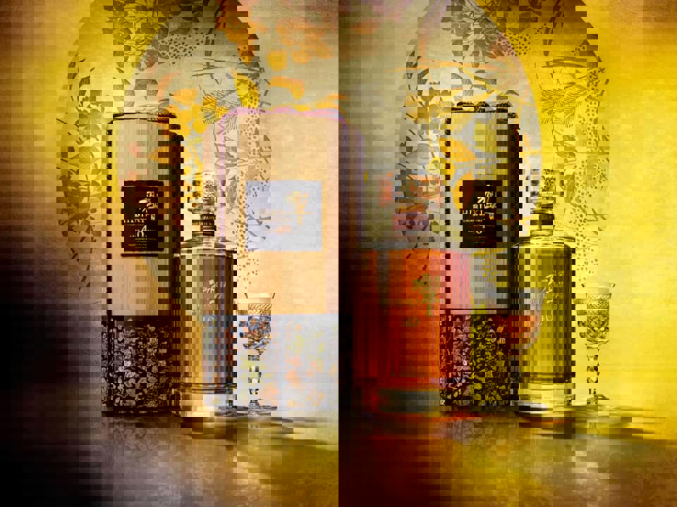 Hibiki 40 Years Old được phát hành 