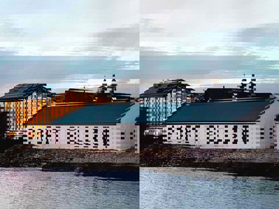 Nhà máy chưng cất Port Ellen chính thức hoạt động trở lại sau hơn 4 thập kỉ