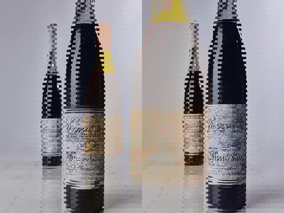 Chai rượu vang đắt tiền nhất thế giới