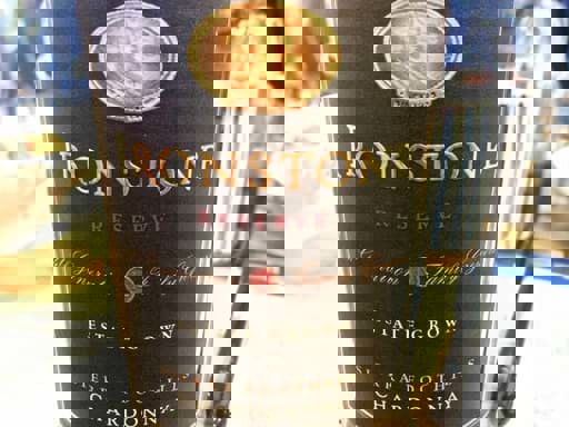 Reserve trên nhãn chai rượu vang có ý nghĩa gì? 