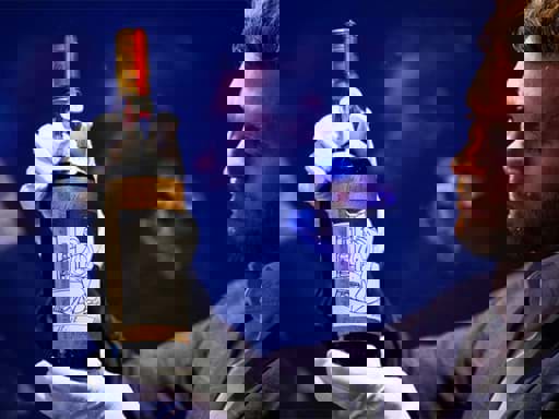 Chai rượu Scotch whisky đắt tiền nhất thế giới được bán với giá hơn 2,1 triệu bảng