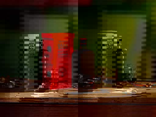 Jagermeister cho phát hành dòng rượu mùi cao cấp 