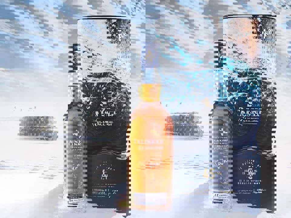 Talisker Glacial Edge 45 năm được phát hành 