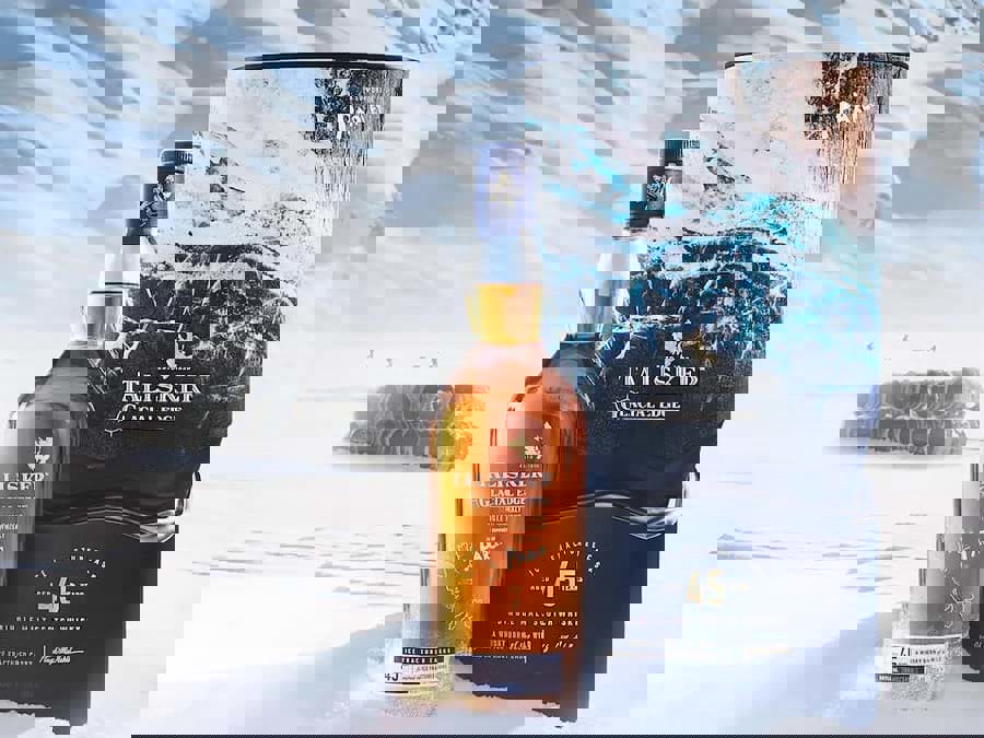 Talisker Glacial Edge 45 năm được phát hành Talisker Glacial Edge 45 năm được phát hành