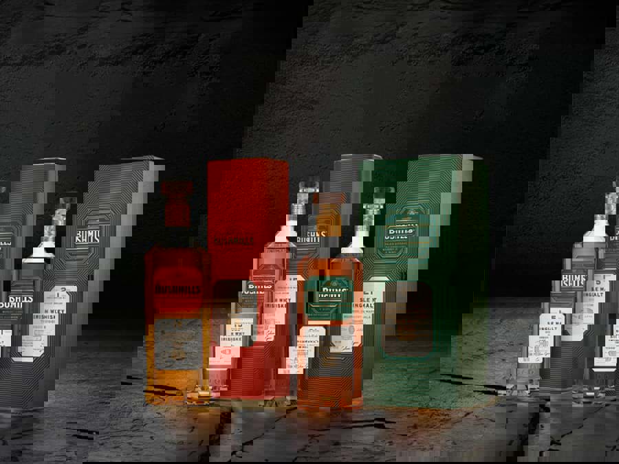 Bushmill phát hành dòng sản phẩm The World Wood Series Bushmill phát hành dòng sản phẩm The World Wood Series