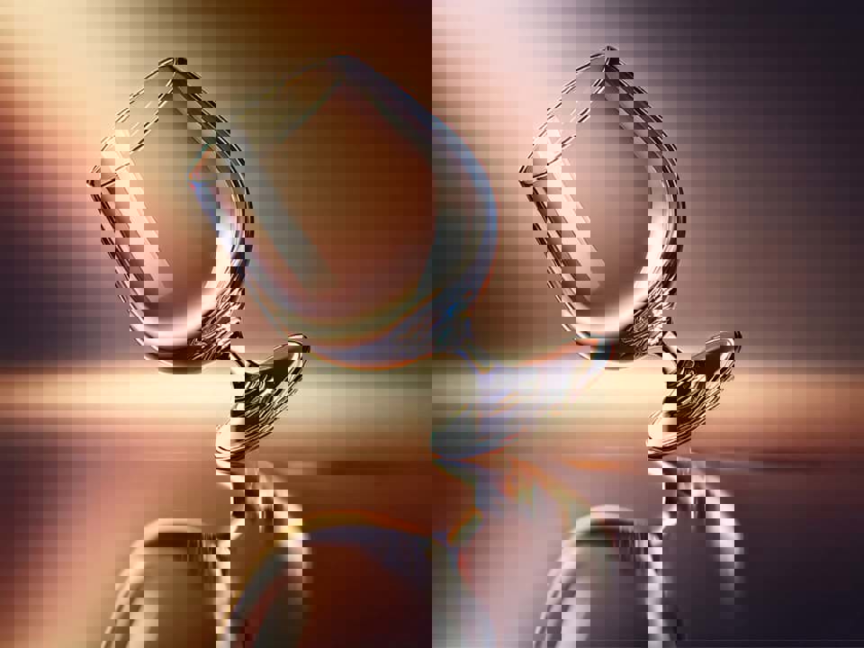 Sự khác nhau giữa thủy tinh và pha lê 