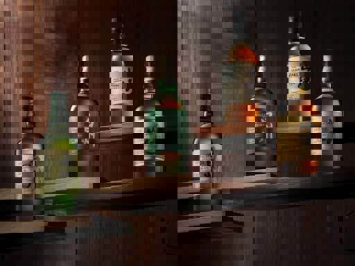 Suntory phát hành rượu whisky phiên bản kỷ niệm 100 năm  