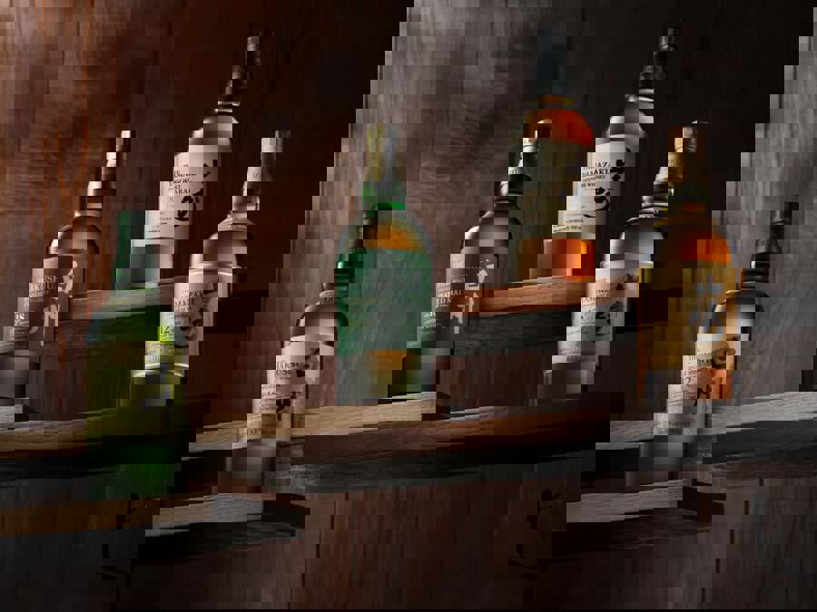 Suntory phát hành rượu whisky phiên bản kỷ niệm 100 năm Suntory phát hành rượu whisky phiên bản kỷ niệm 100 năm