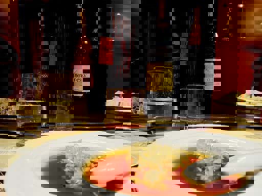 Nghệ thuật phối hợp rượu Cognac và món ăn