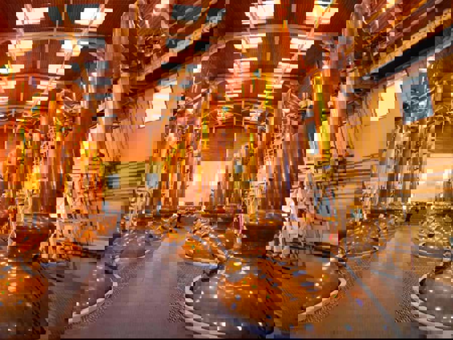 Tất cả những điều bạn cần biết về rượu Whisky chưng cất ba lần Tất cả những điều bạn cần biết về rượu Whisky chưng cất ba lần