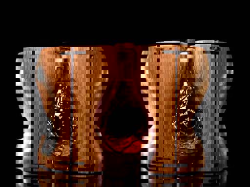 Highland Park phát hành chai Single malt whisky 54 năm 